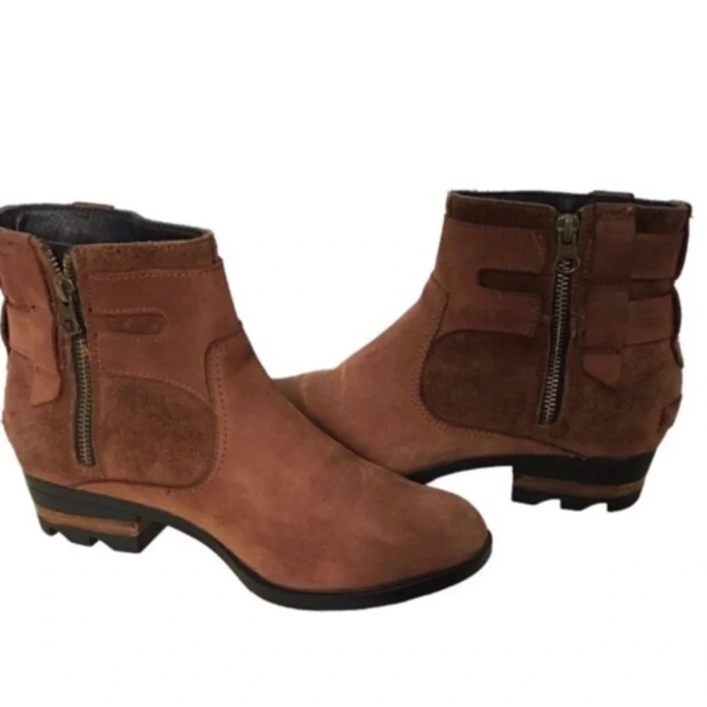 Sorel Lolla Leather Red Waterproof Ankle Casual Boots 8